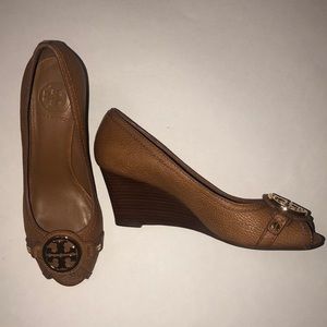 TORY BURCH wedged. Worn ONCE!